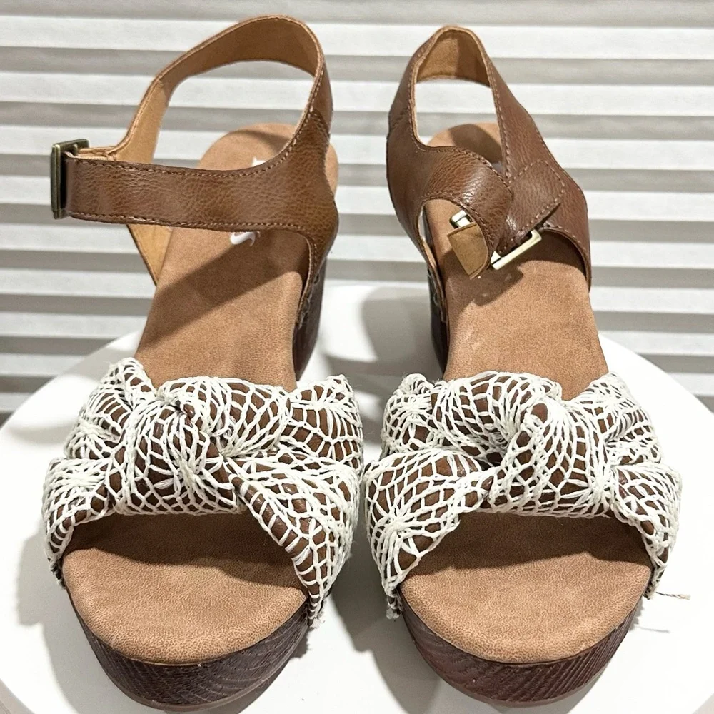 🌸KORKS🌸 Natalia Crochet Know Sandal Size: 10M